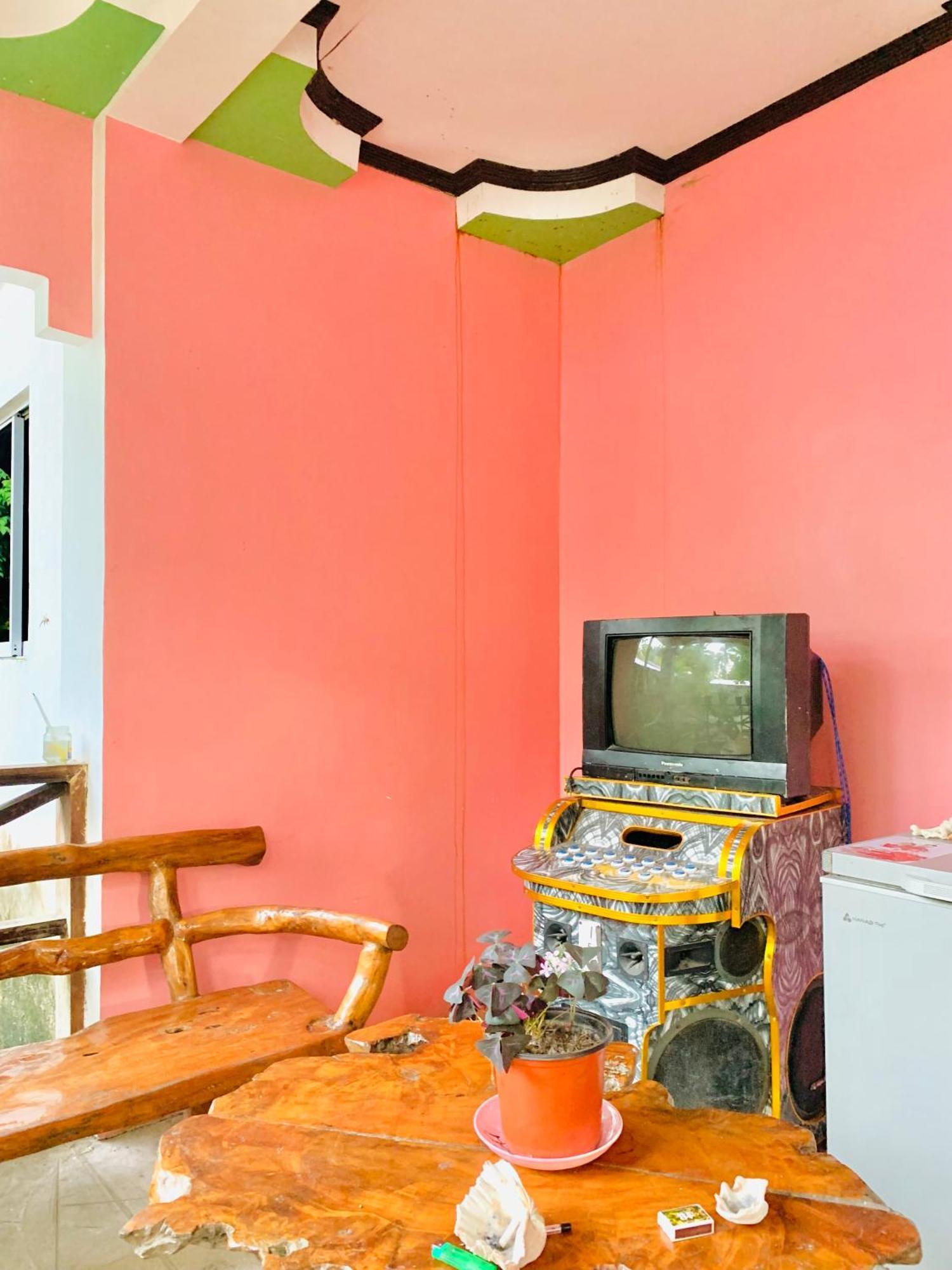 Masayay Homestay Starlink And Generator Santa Monica  Extérieur photo