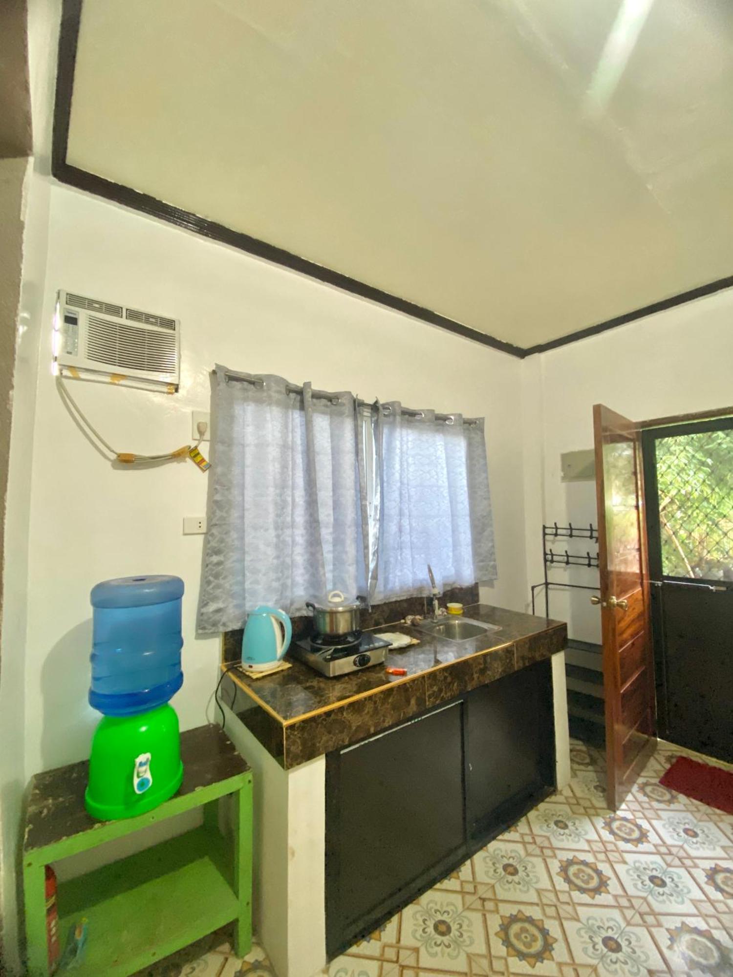 Masayay Homestay Starlink And Generator Santa Monica  Extérieur photo